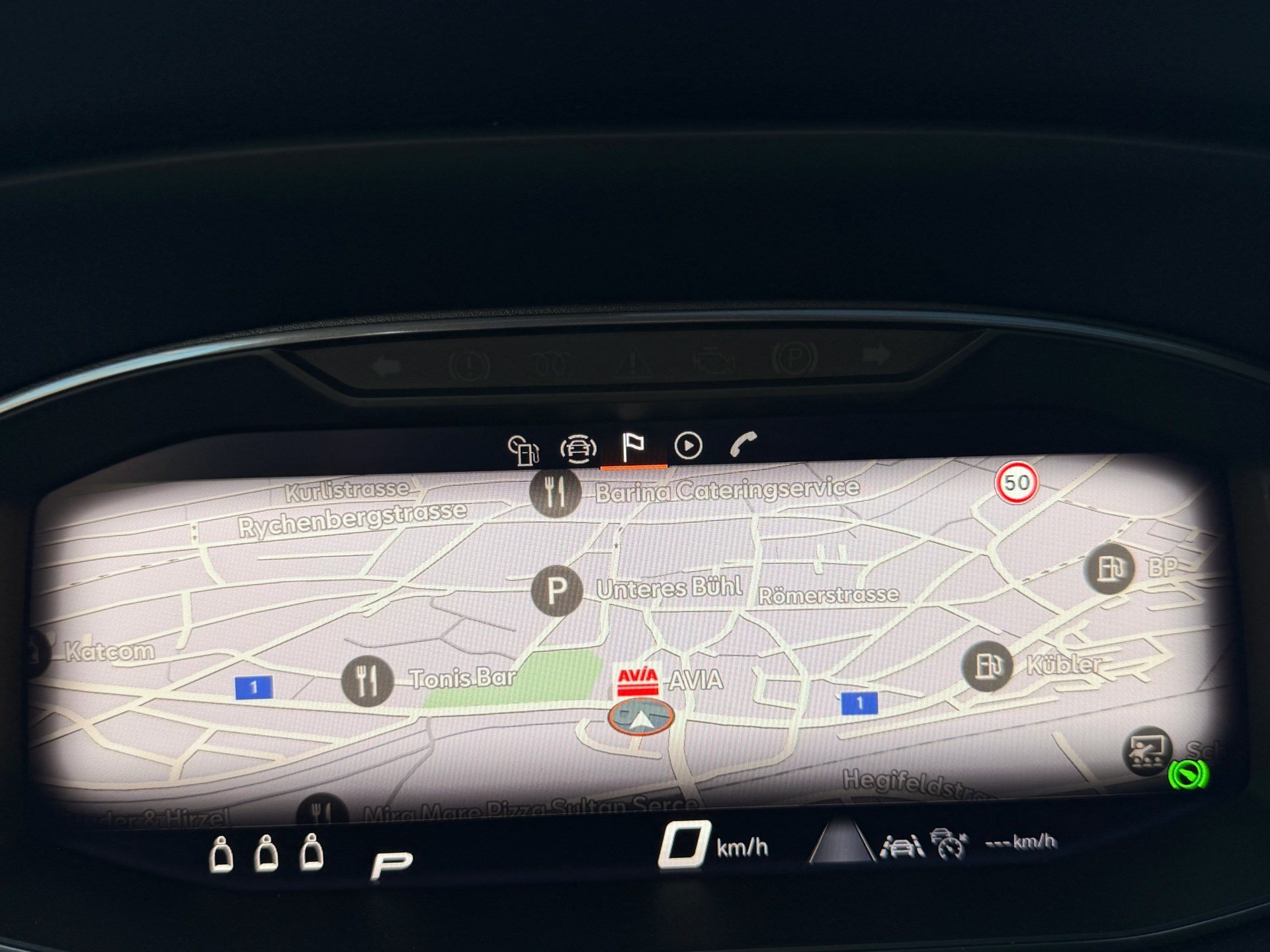 CUPRA Ateca 1.5 TSI *** PANORAMADACH & ANHÄNGERKUPPLUNG ***-image-11