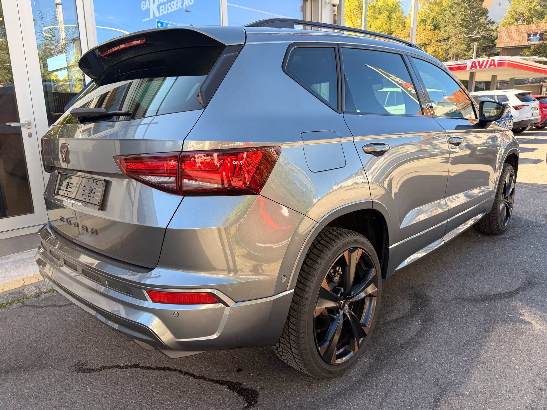 CUPRA Ateca 1.5 TSI *** PANORAMADACH & ANHÄNGERKUPPLUNG ***-image-3