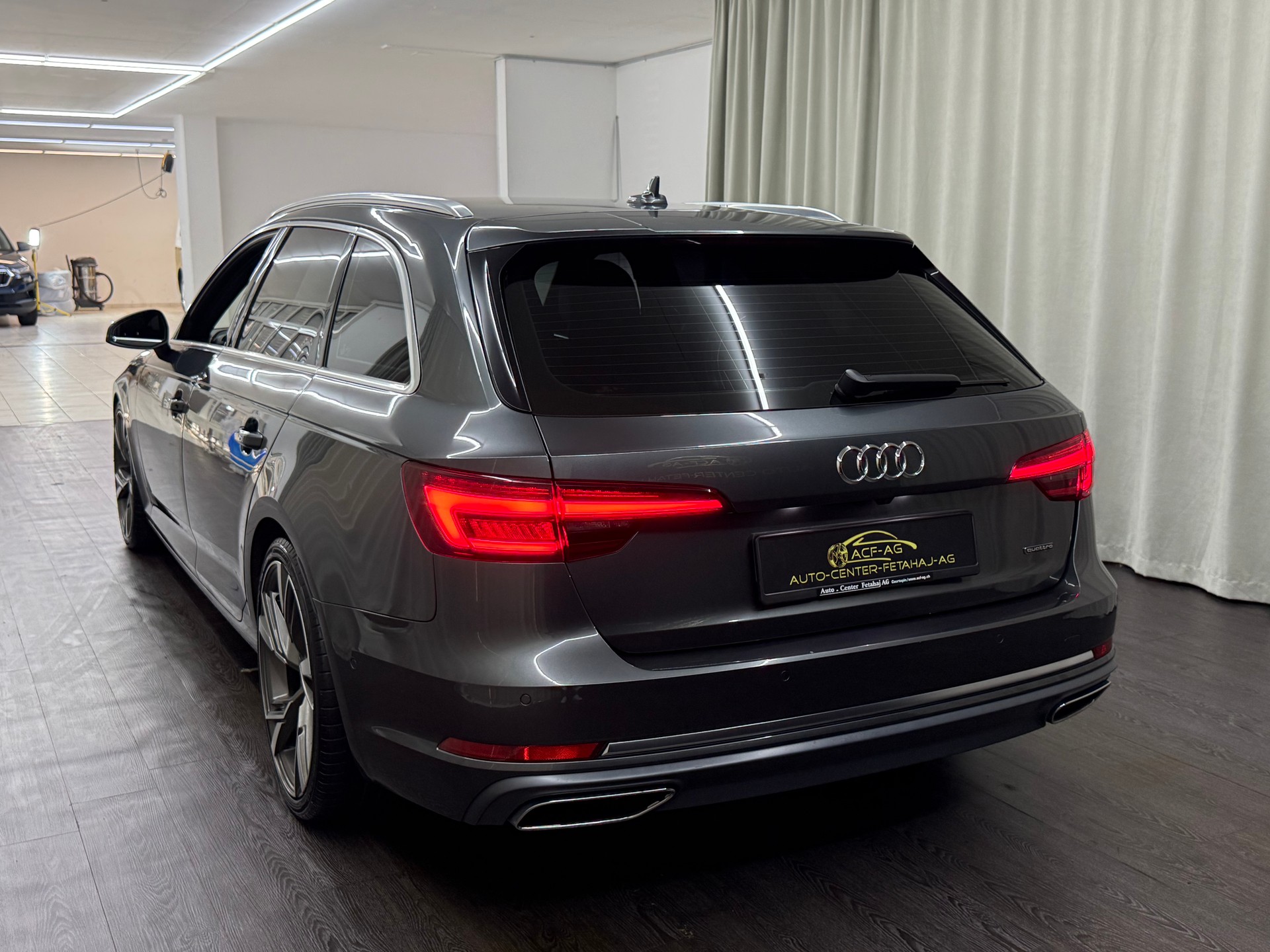 AUDI A4 Avant 50 TDI Sport quattro tiptronic-image-5