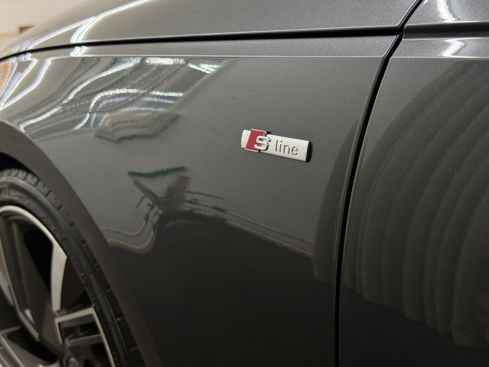 AUDI A4 Avant 50 TDI Sport quattro tiptronic-image-15
