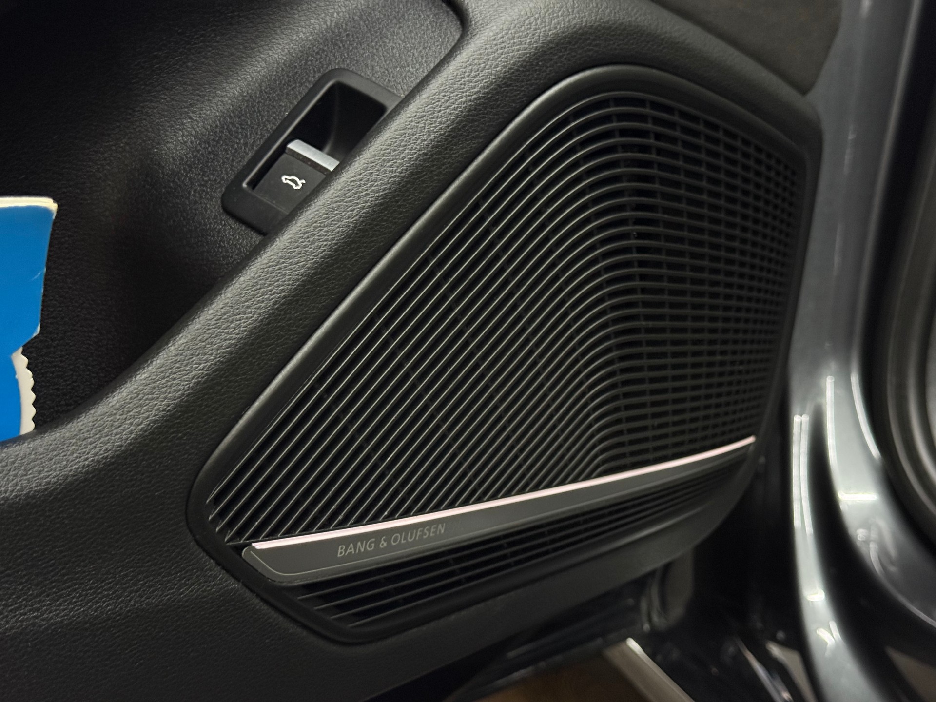 AUDI A4 Avant 50 TDI Sport quattro tiptronic-image-17
