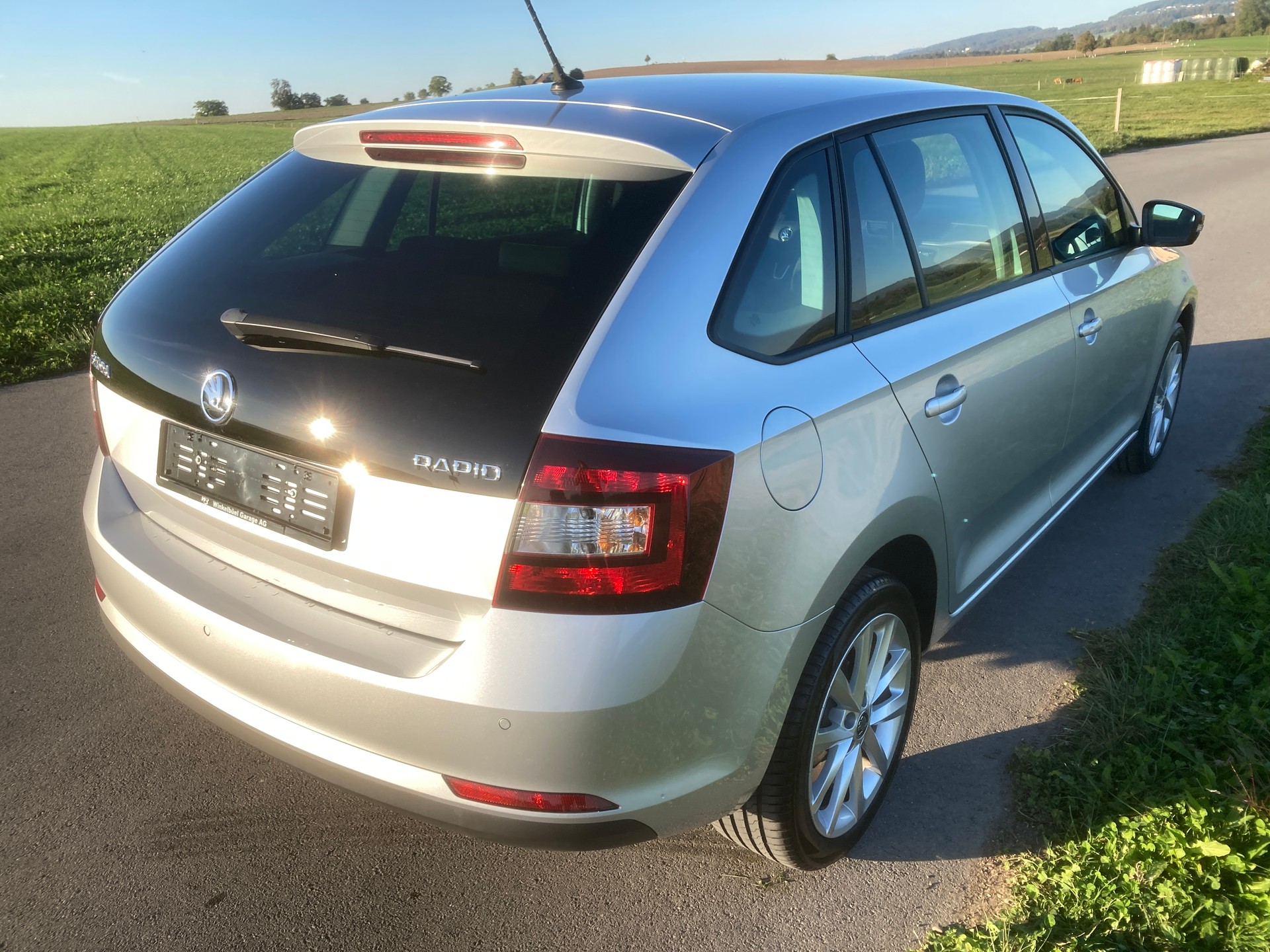 SKODA Rapid Spaceback 1.0 TSI Style-image-2