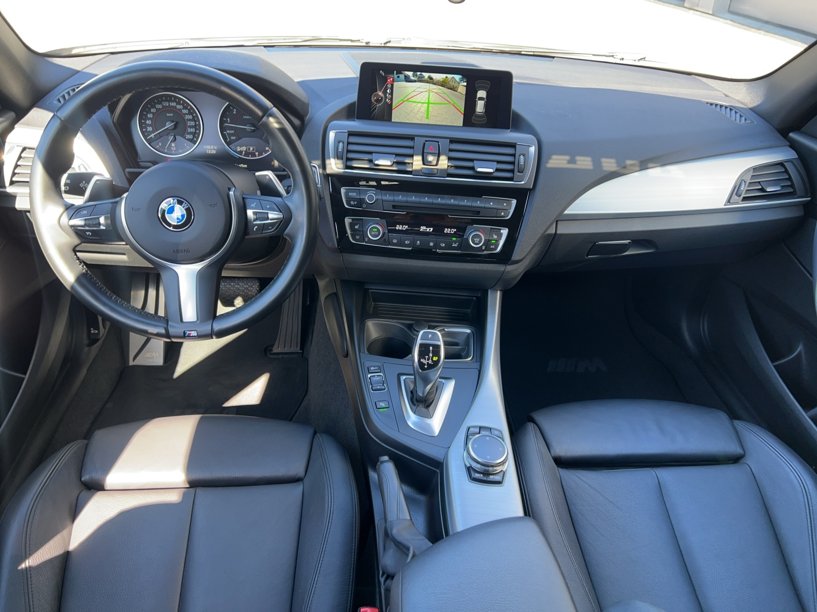 BMW M135i xDrive Steptronic-image-9