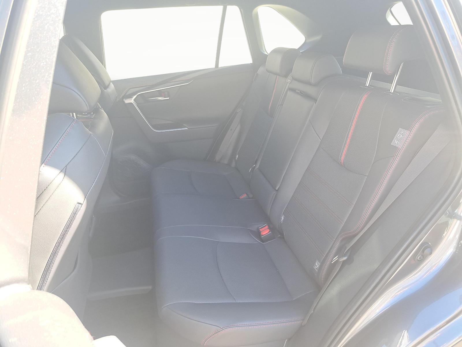 TOYOTA RAV4 2.5 Plug-In-Hybrid Platinum-image-10