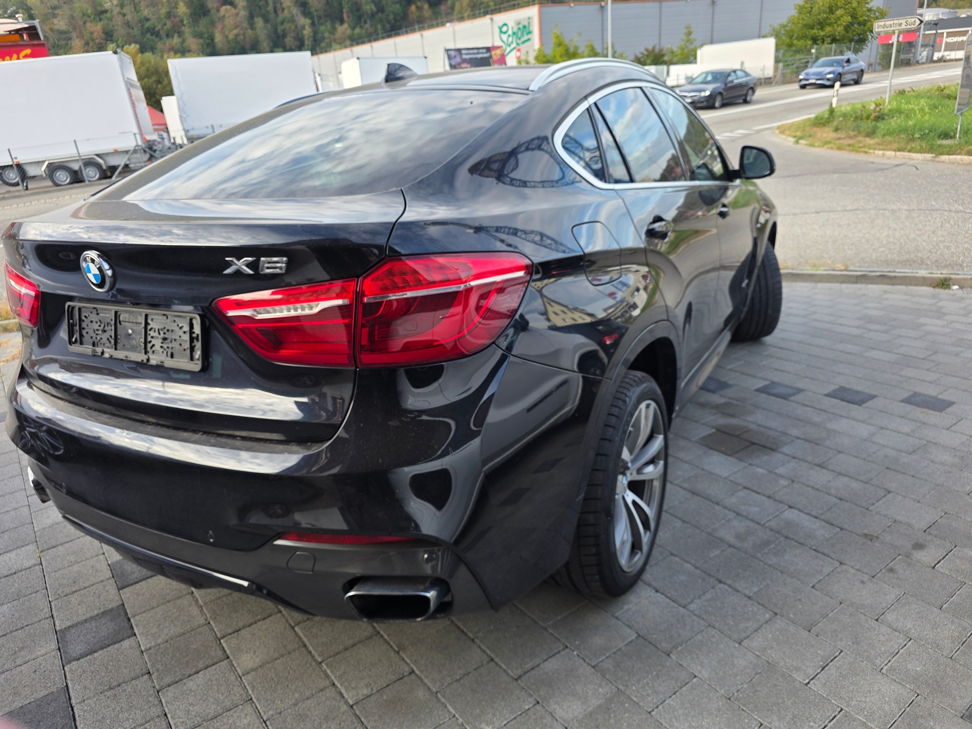 BMW X6 xDrive 50i Steptronic-image-3