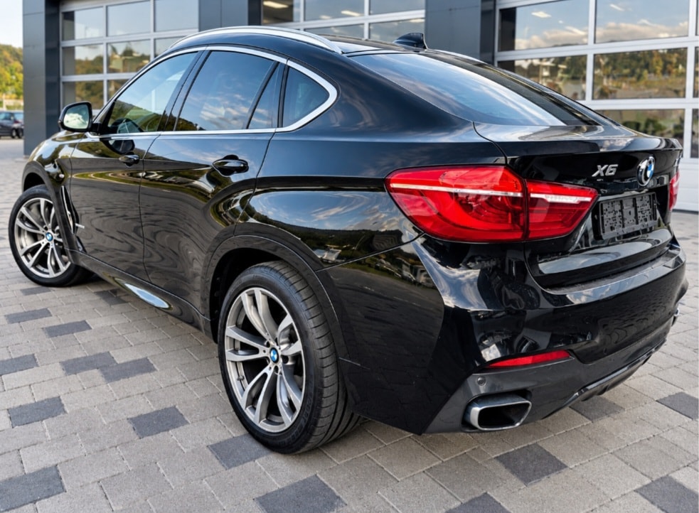 BMW X6 xDrive 50i Steptronic/M Paket Individuell-image-14