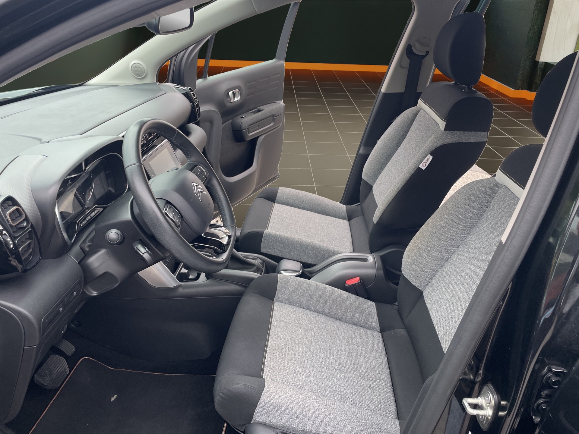 CITROEN C3 Aircross 1.2i PureTech Origins EAT-image-9
