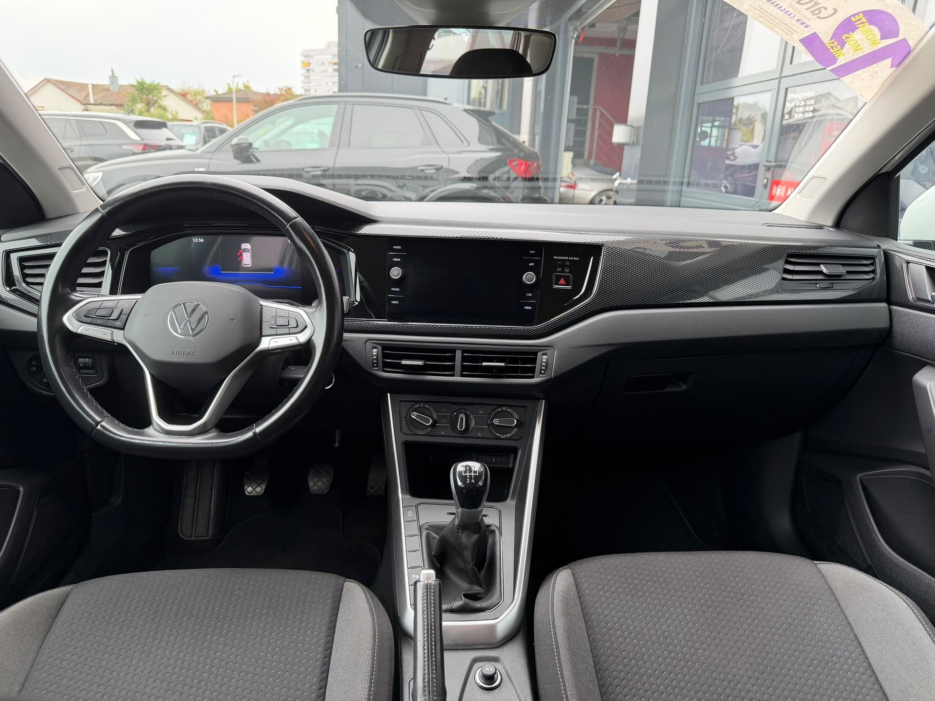 VW Polo 1.0 TSI Life-image-13