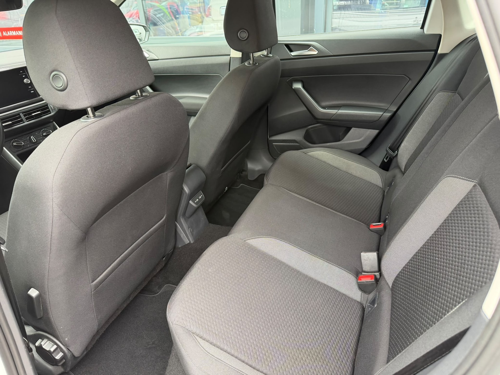 VW Polo 1.0 TSI Life-image-5