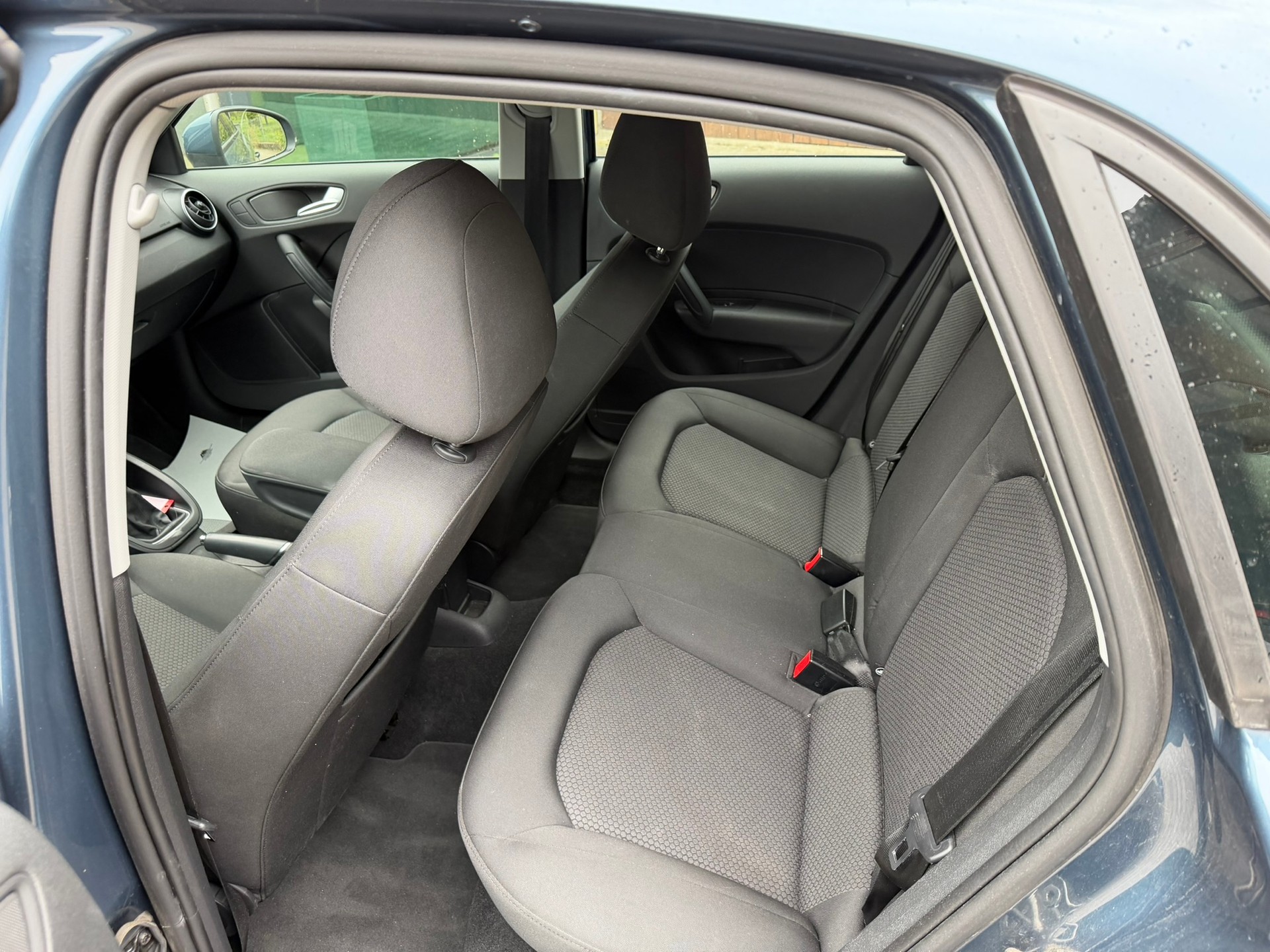 AUDI A1 Sportback 1.0 TFSI-image-9