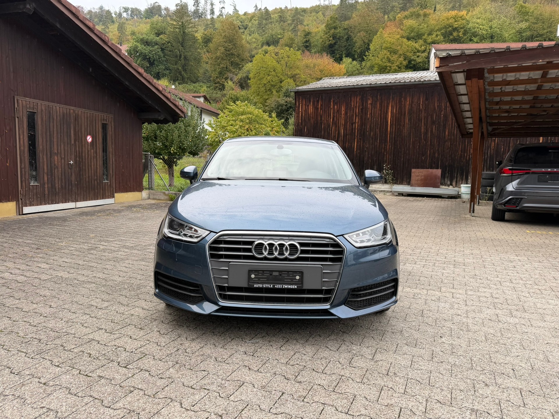 AUDI A1 Sportback 1.0 TFSI-image-1