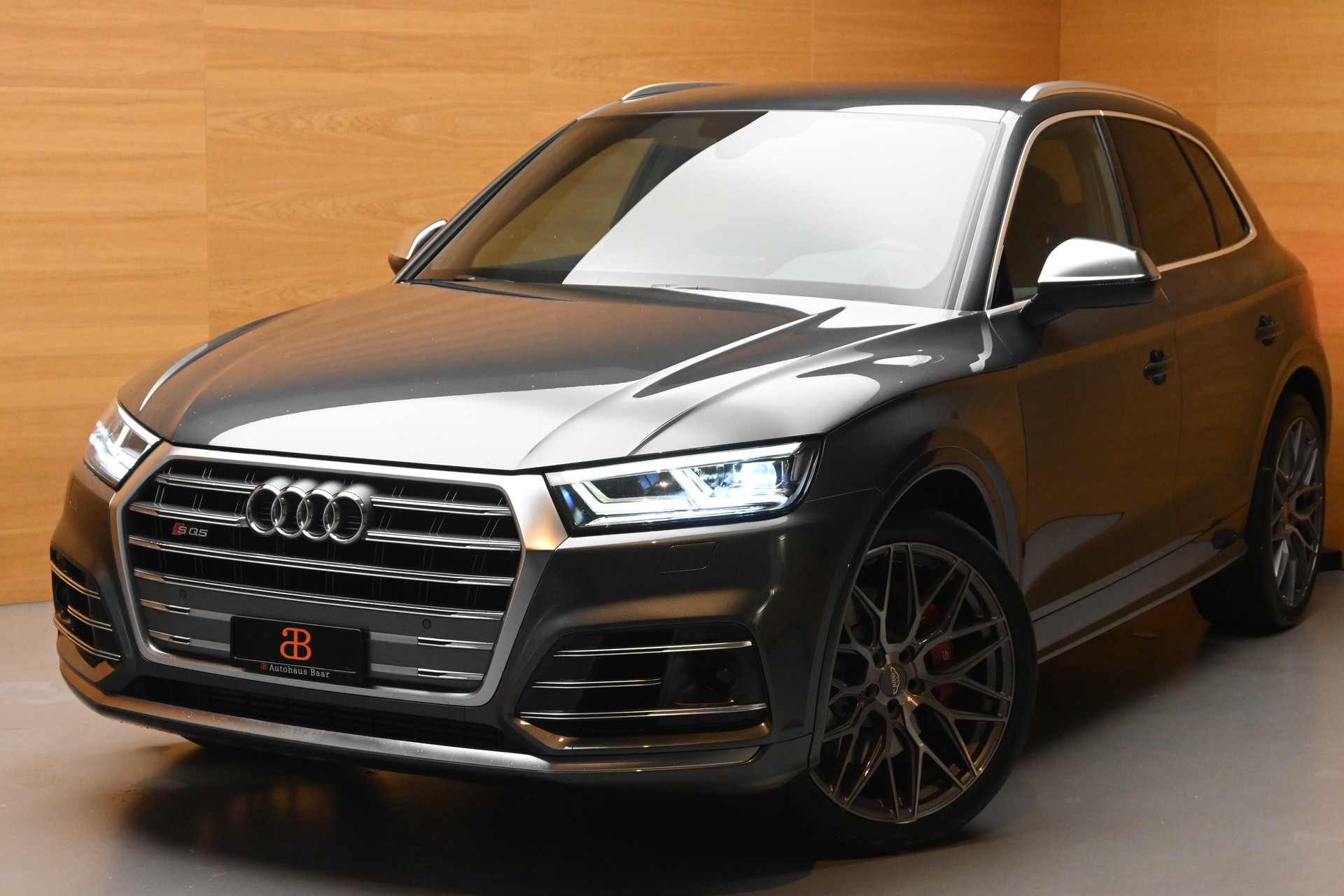 AUDI SQ5 TDI quattro tiptronic*Standheizung*-image-0