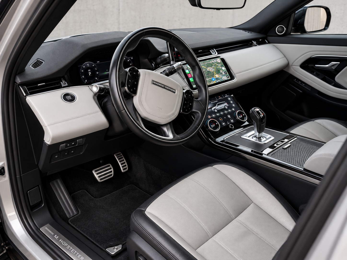 LAND ROVER Range Rover Evoque R-Dyn First Edi P 250 HSE AT9-image-3
