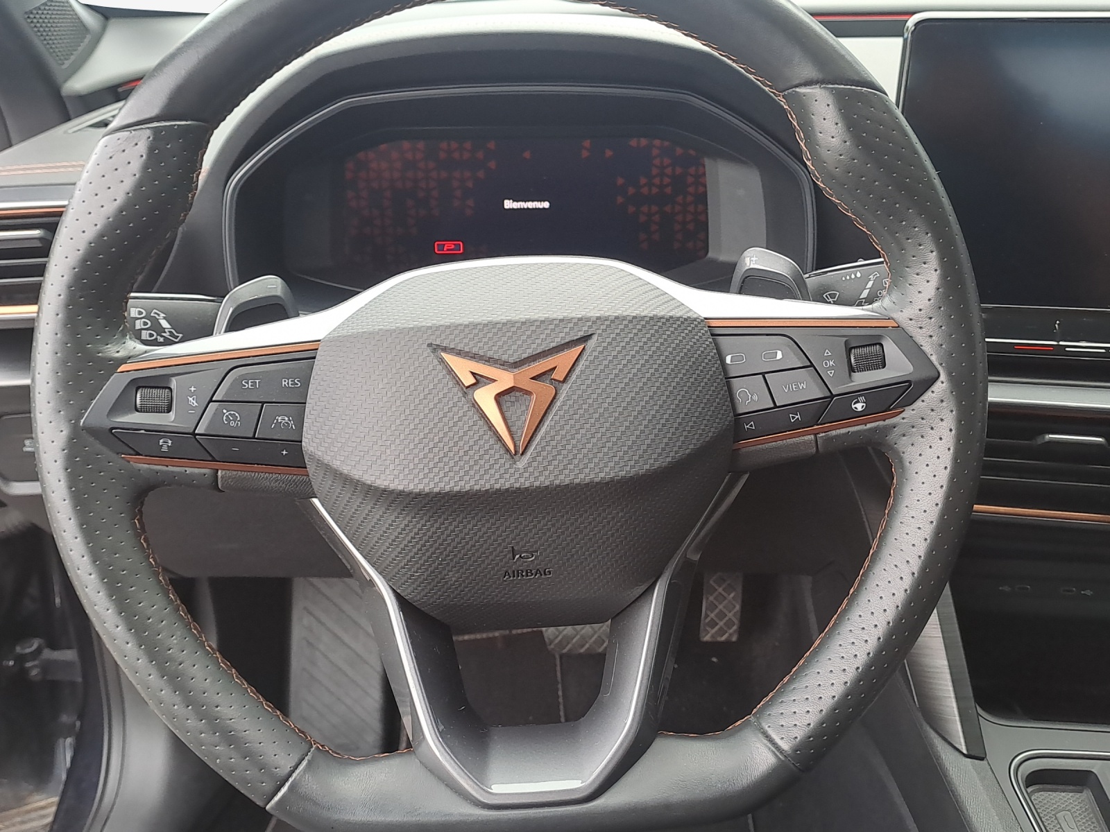 CUPRA Formentor 1.4 e-HYBRID pHEV DSG-image-10