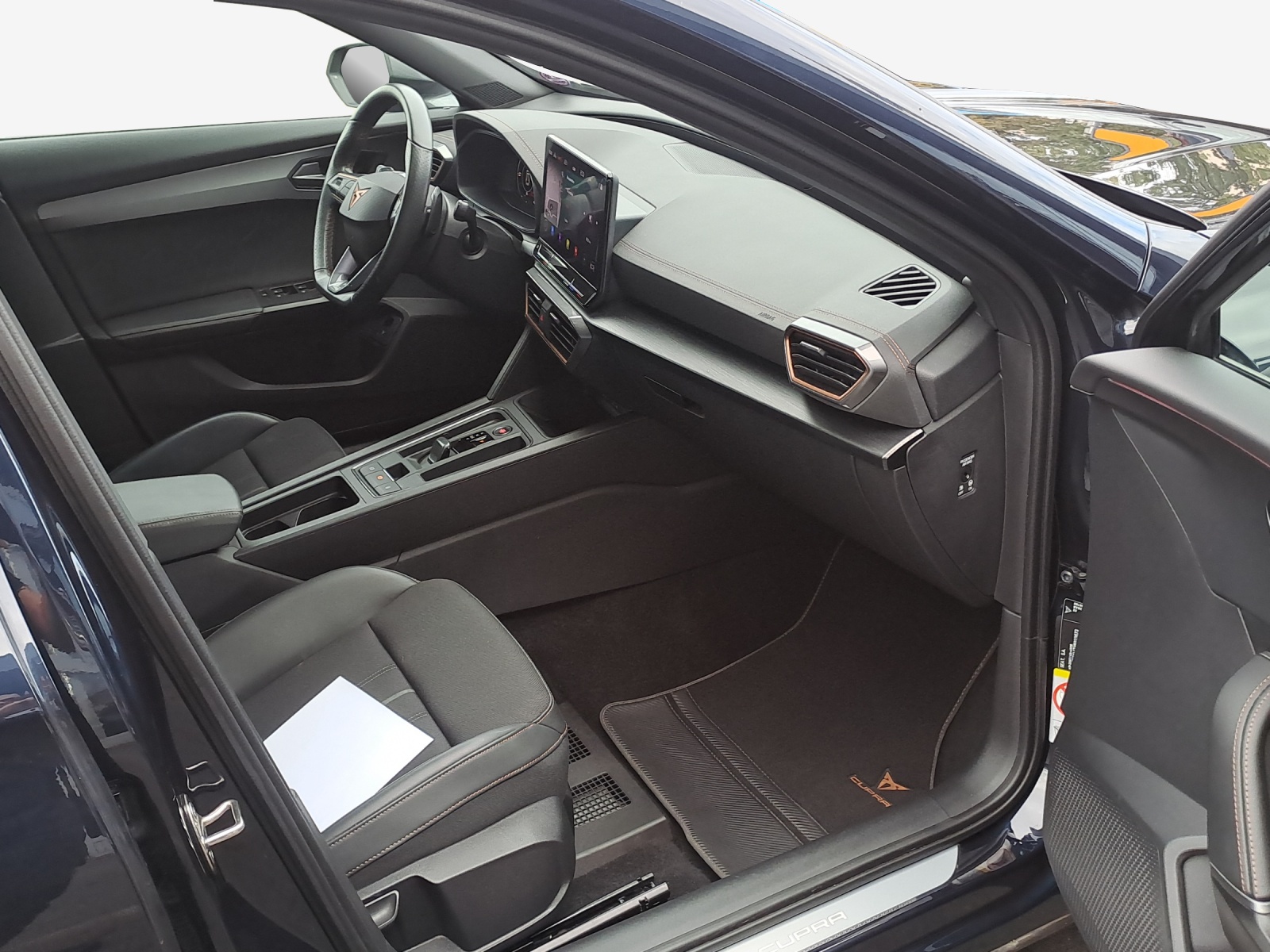 CUPRA Formentor 1.4 e-HYBRID pHEV DSG-image-14