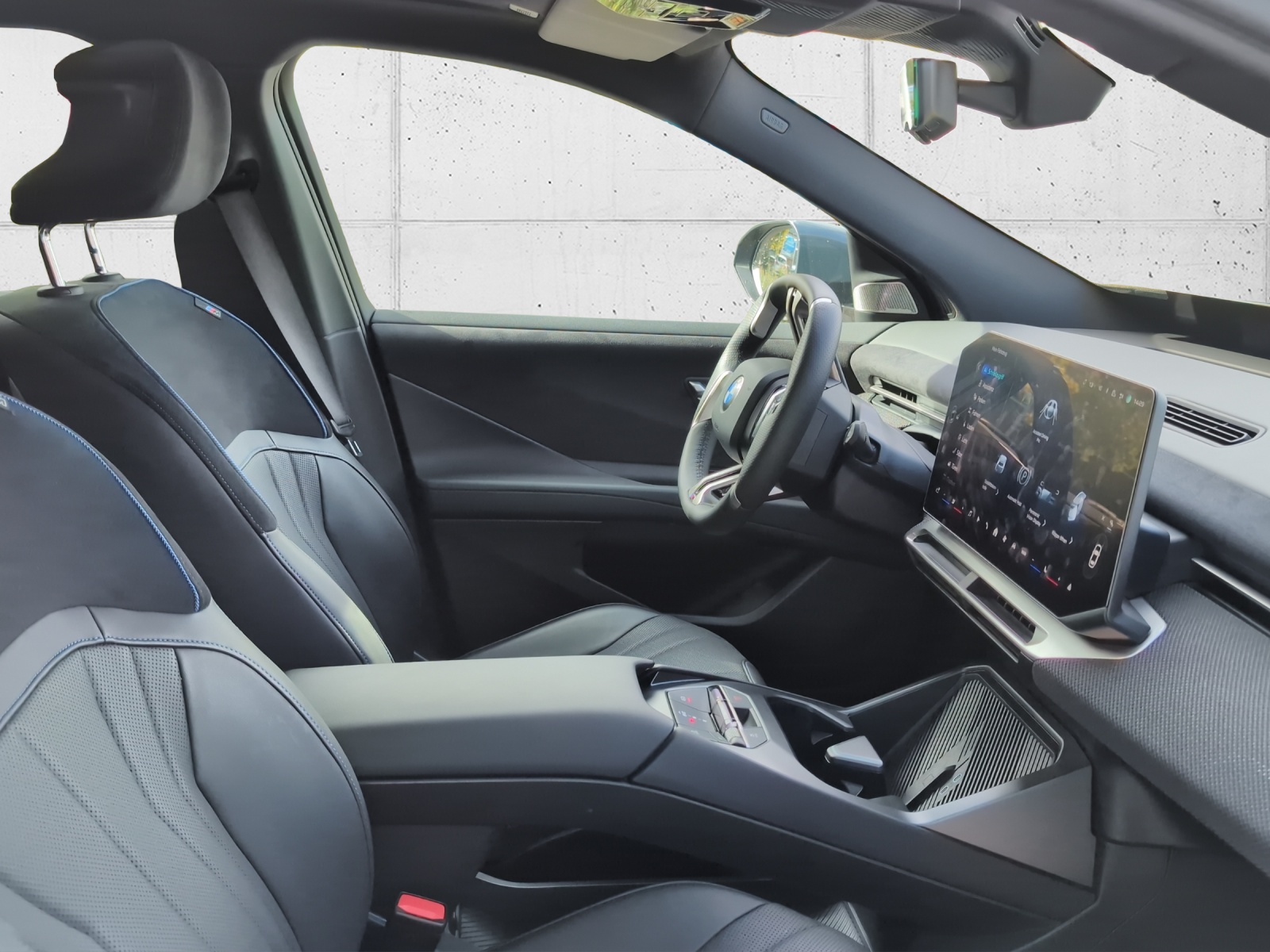 BMW iX3 50 xDrive M Sport-image-16