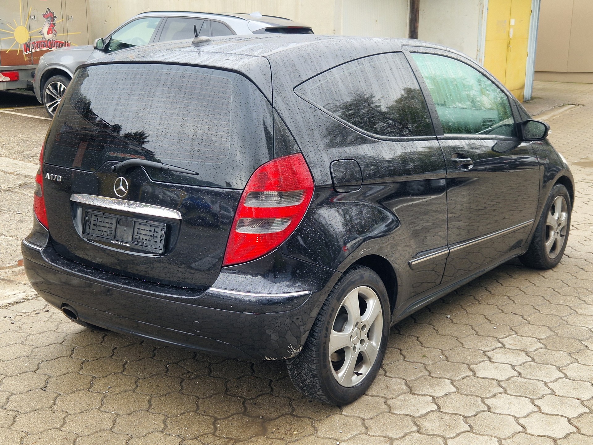 MERCEDES-BENZ A 170 Avantgarde-image-4