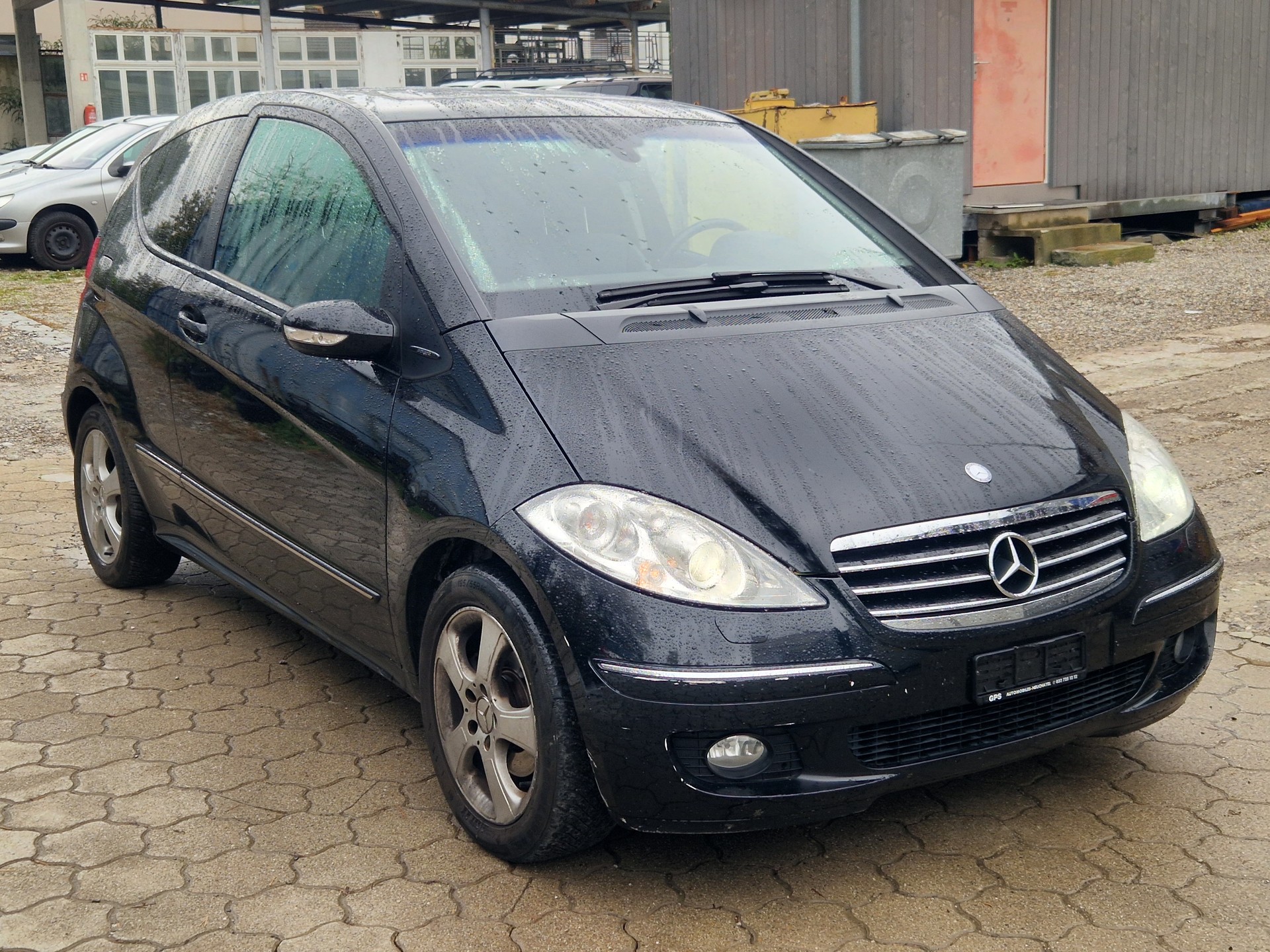 MERCEDES-BENZ A 170 Avantgarde-image-2