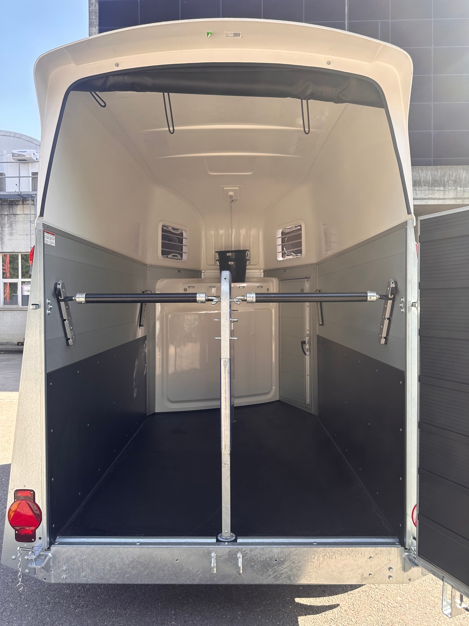HUMBAUR Equitos Alu Plus 2400-image-16