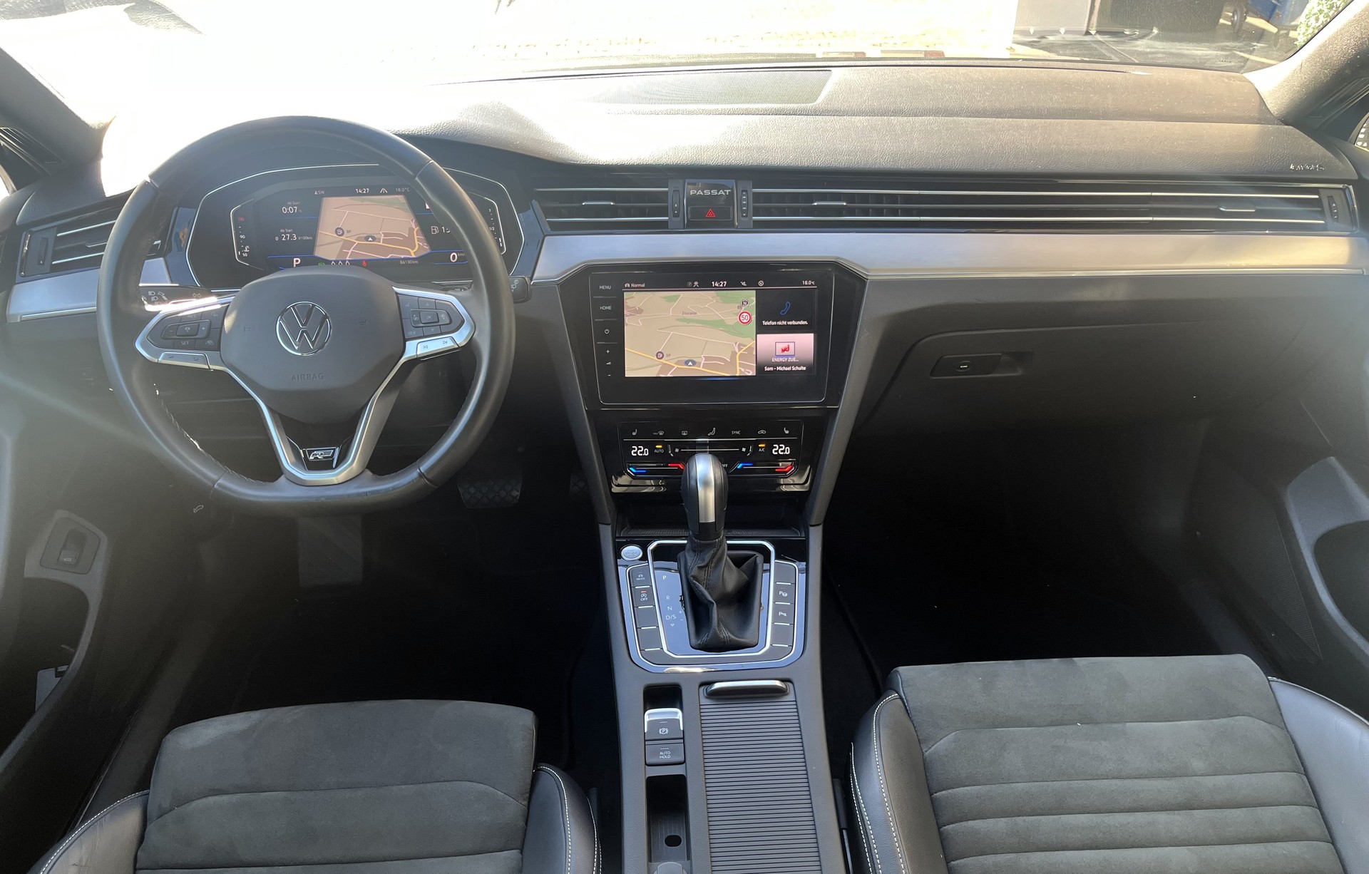 VW Passat 2.0 TDI BMT Elegance 4Motion DSG-image-11