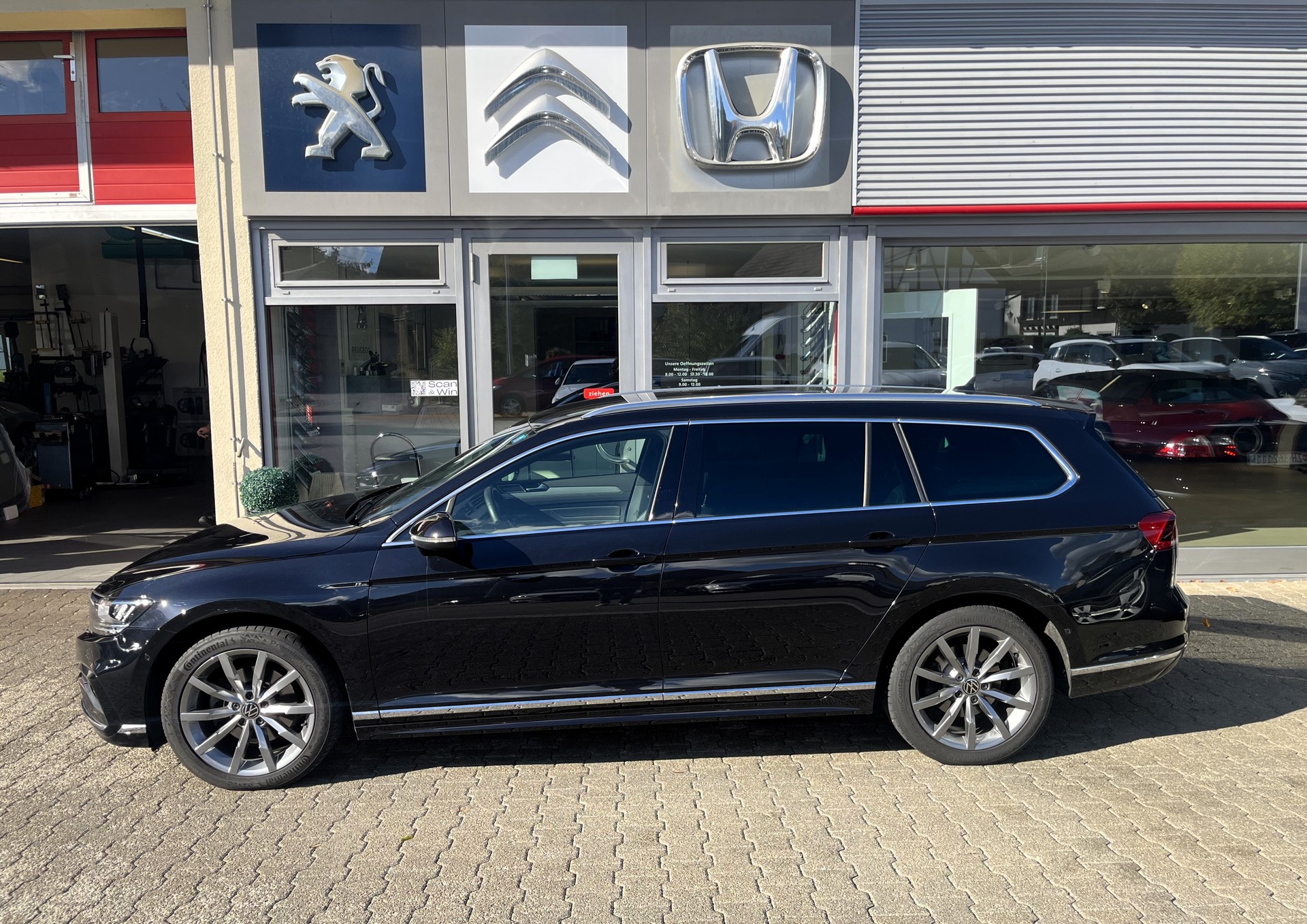 VW Passat 2.0 TDI BMT Elegance 4Motion DSG-image-3