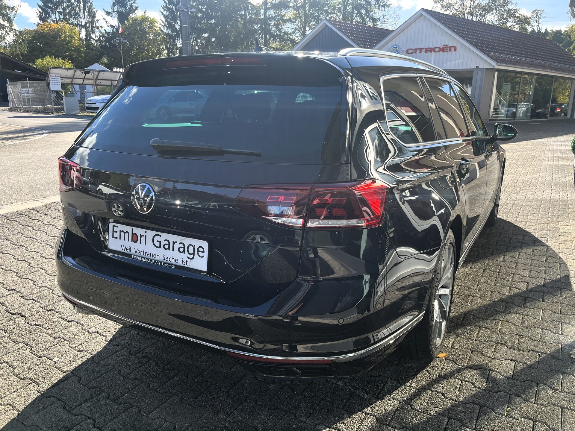 VW Passat 2.0 TDI BMT Elegance 4Motion DSG-image-4