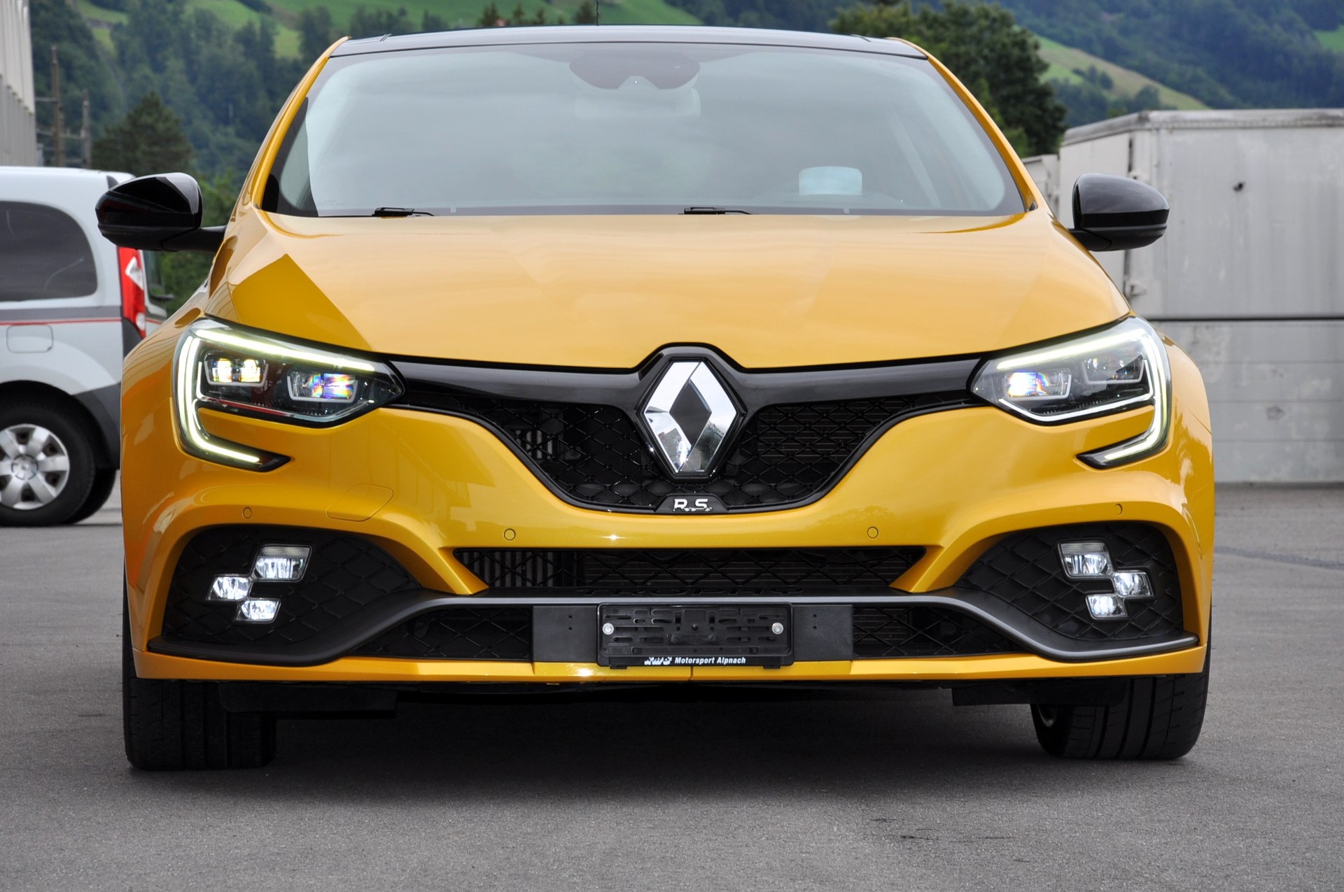 RENAULT Mégane Trophy 300 EDC-image-1