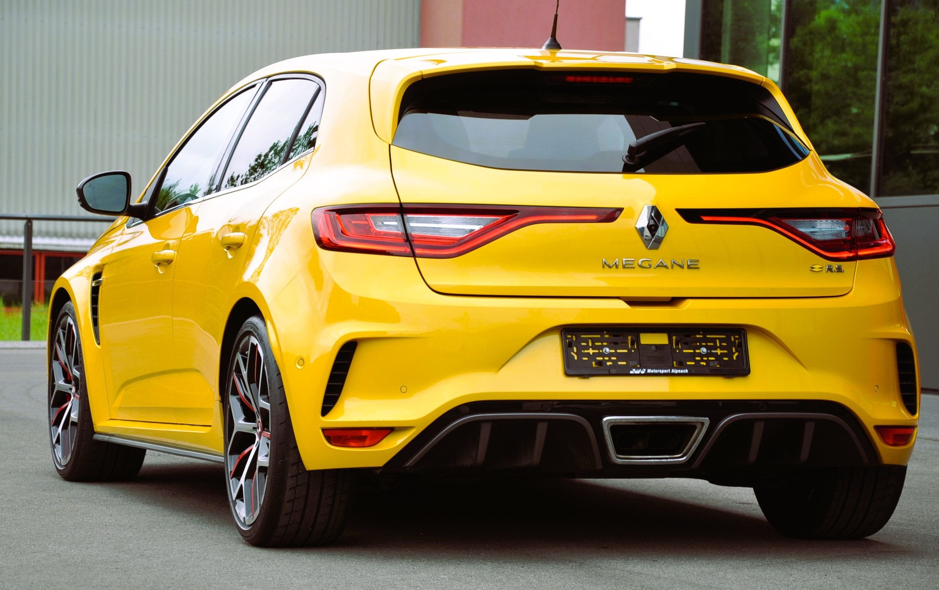 RENAULT Mégane Trophy 300 EDC-image-5
