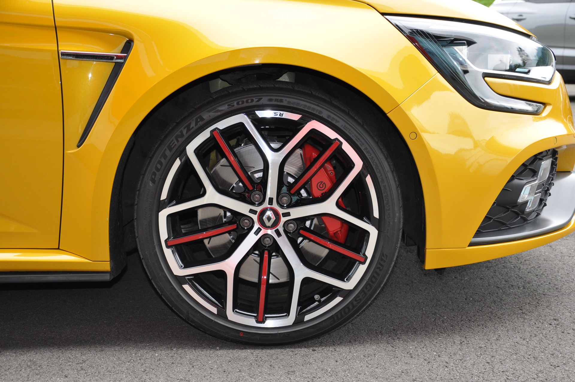 RENAULT Mégane Trophy 300 EDC-image-14