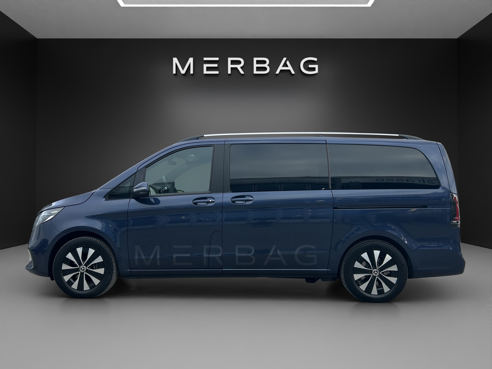 MERCEDES-BENZ V 250 d lang 4Matic 9G-Tronic-image-1