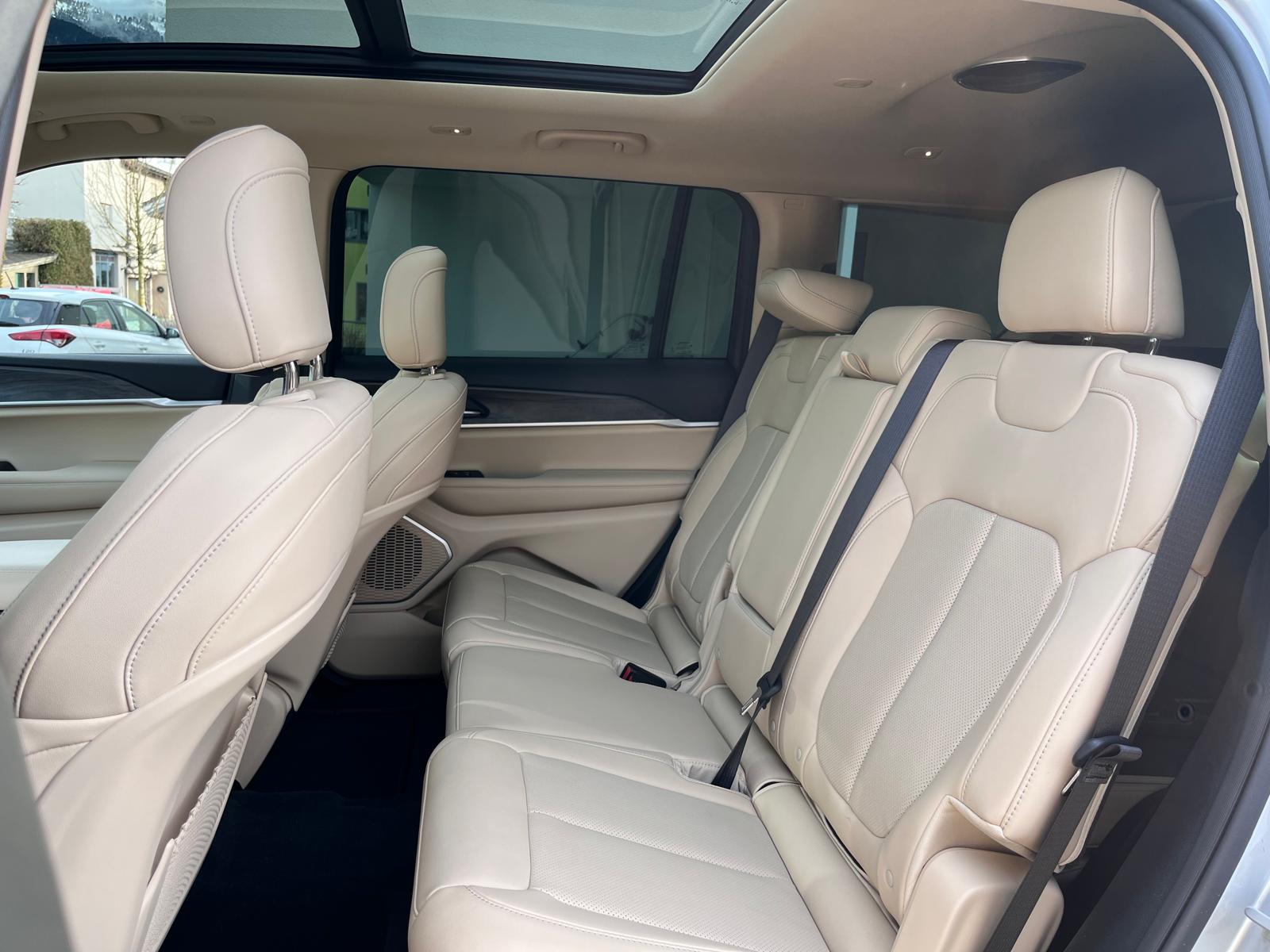 JEEP 3.6-V6 LIMITED AWD 4x4 Lang 48Mt Gara-image-13