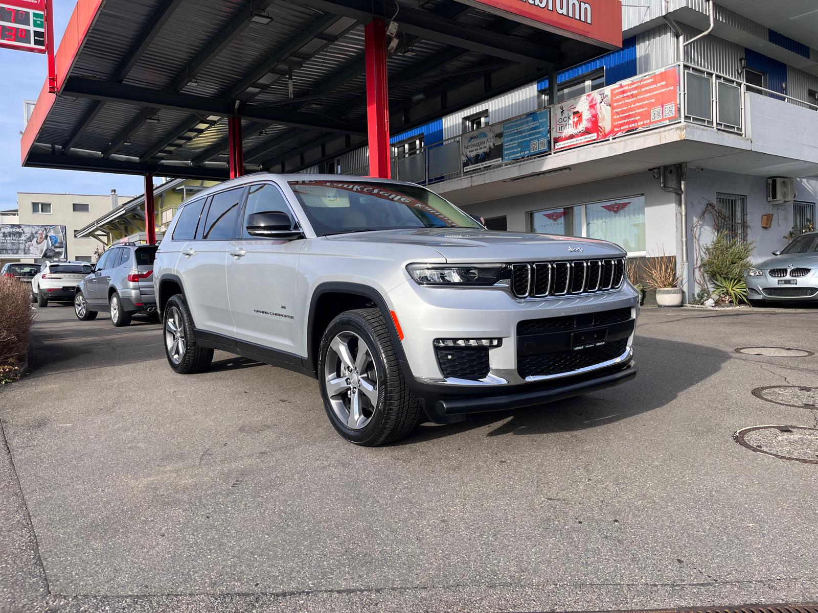 JEEP 3.6-V6 LIMITED AWD 4x4 Lang 48Mt Gara-image-3
