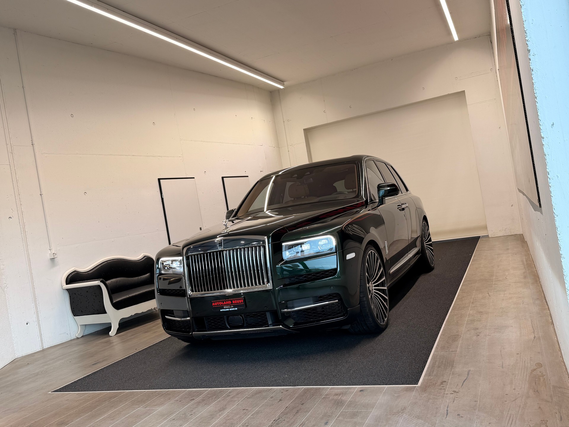 ROLLS-ROYCE Cullinan 6.7 V12-image-3