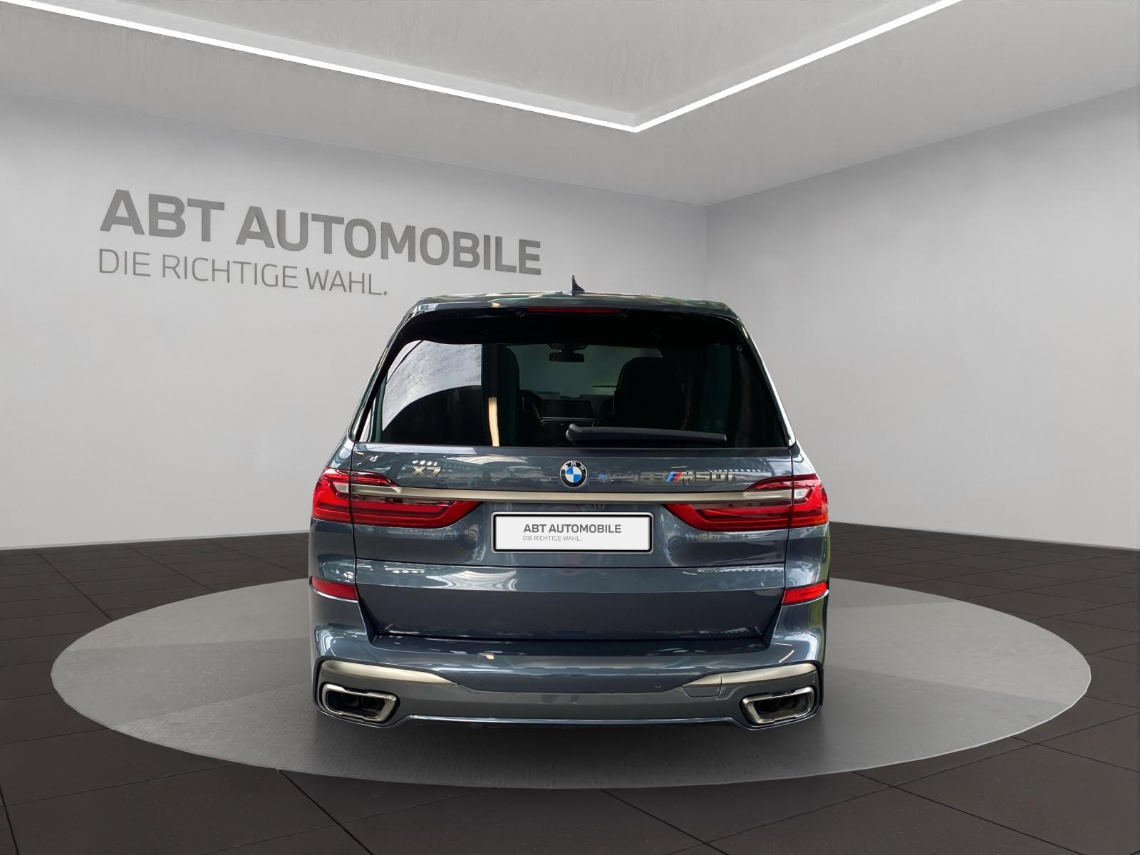 BMW X7 M50i-image-4