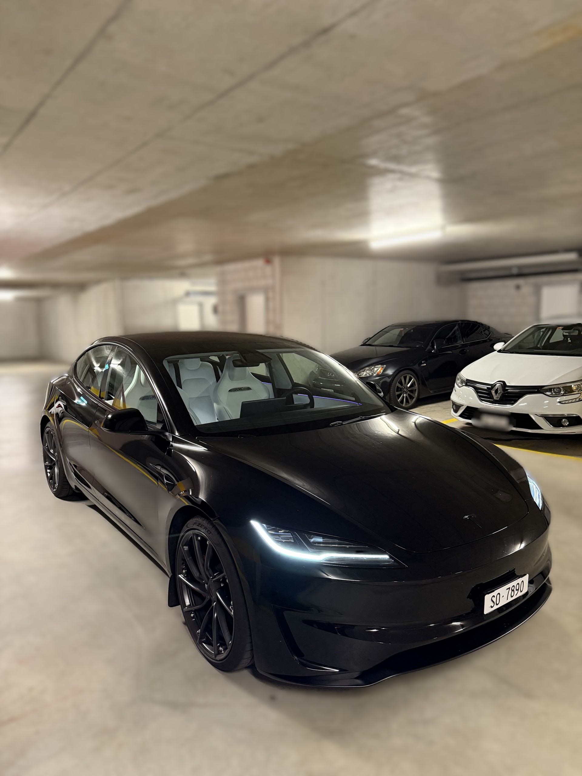 TESLA Model 3 Dual Motor Performance AWD-image-1