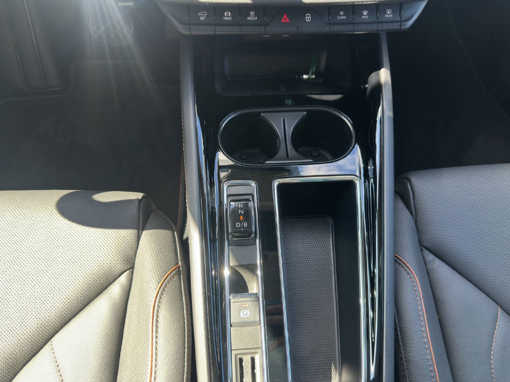SKODA Enyaq iV 60-image-11