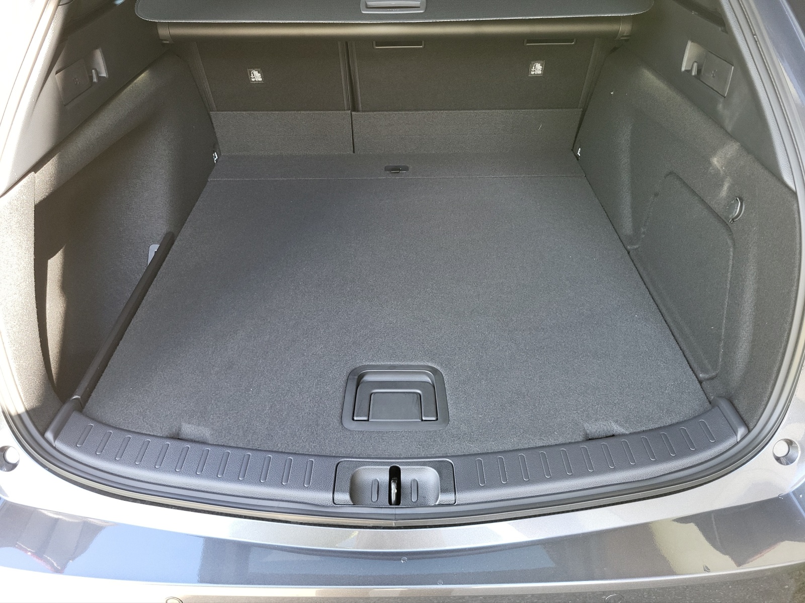 TOYOTA Corolla Touring Sports 2.0 HSD-image-15