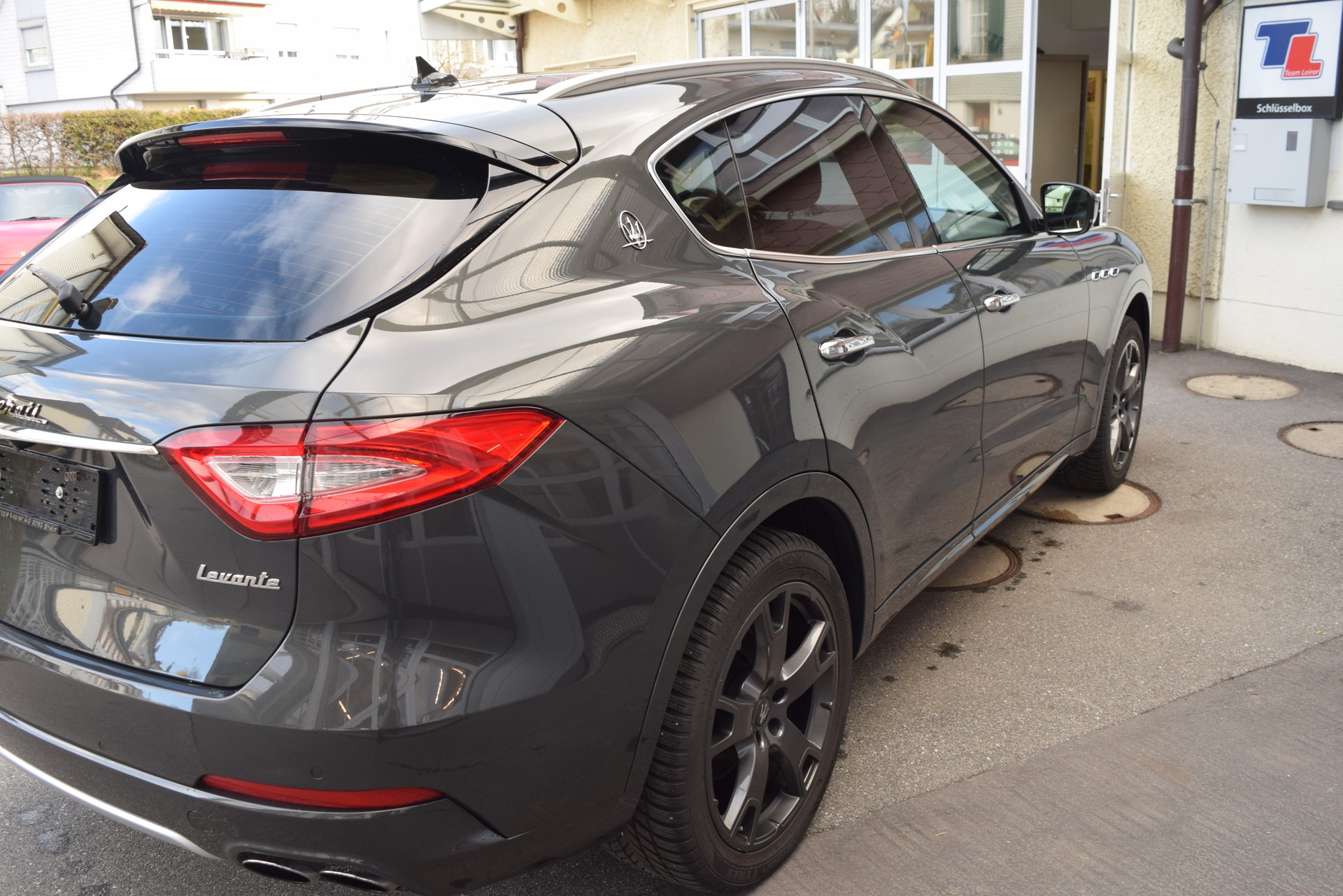 MASERATI Levante 3.0 V6 GranLusso Automatica-image-5