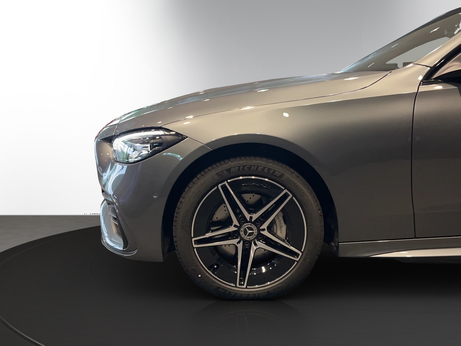 MERCEDES-BENZ C 300e 4 Matic EQ Hybrid-image-5
