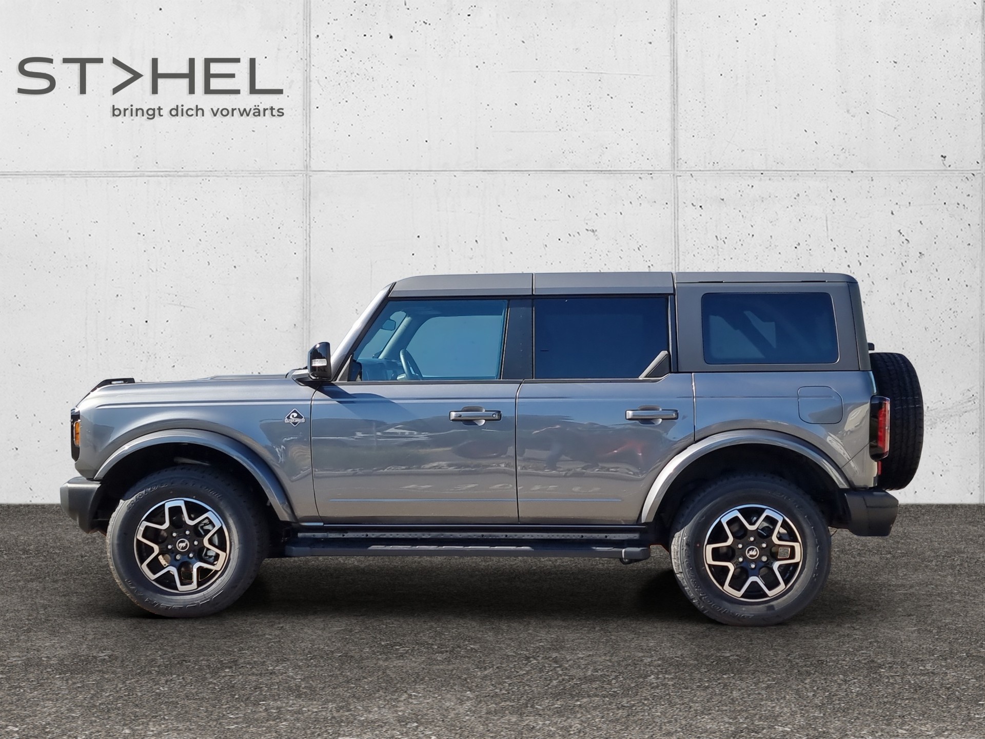 FORD Bronco 2.7 V6 Outer Banks-showroom-element-1