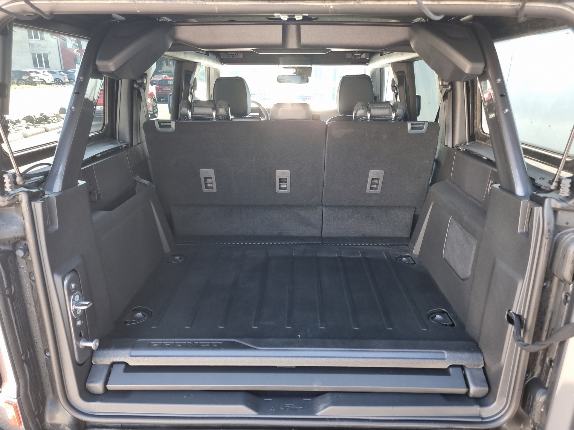 FORD Bronco 2.7 V6 Outer Banks-image-14