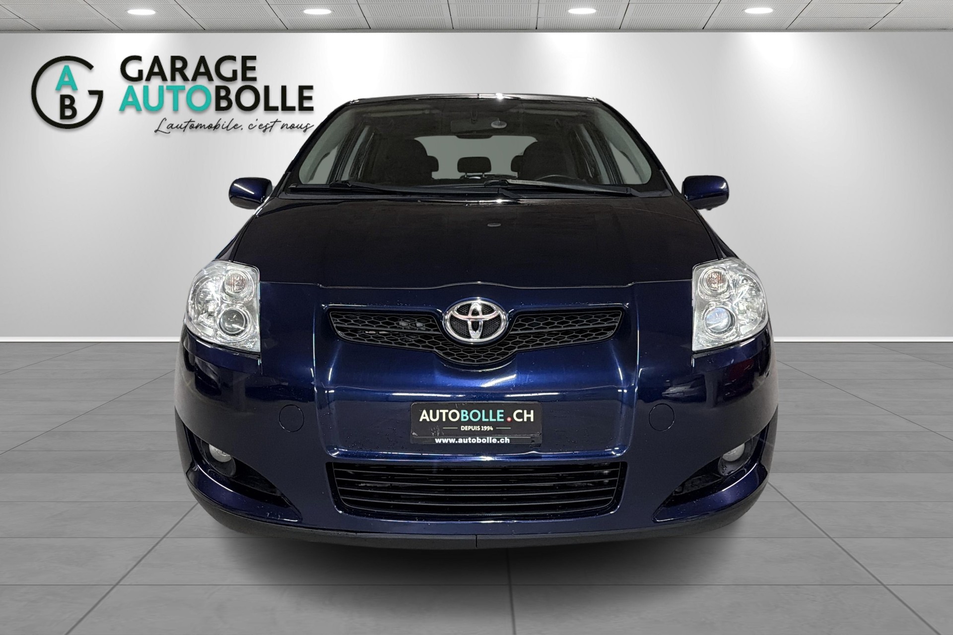 TOYOTA Auris 1.4 Linea Luna-image-1