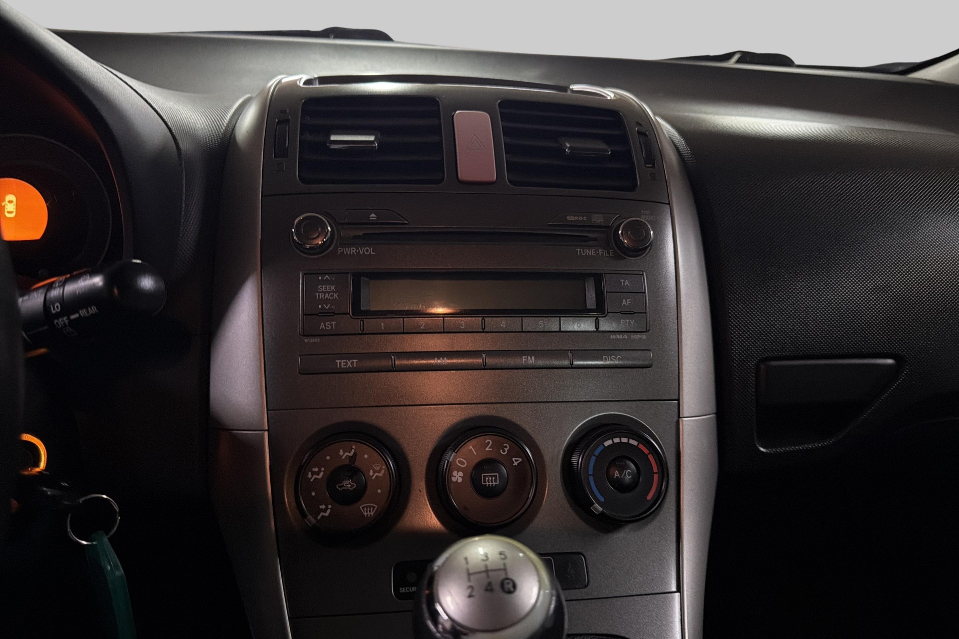 TOYOTA Auris 1.4 Linea Luna-image-10