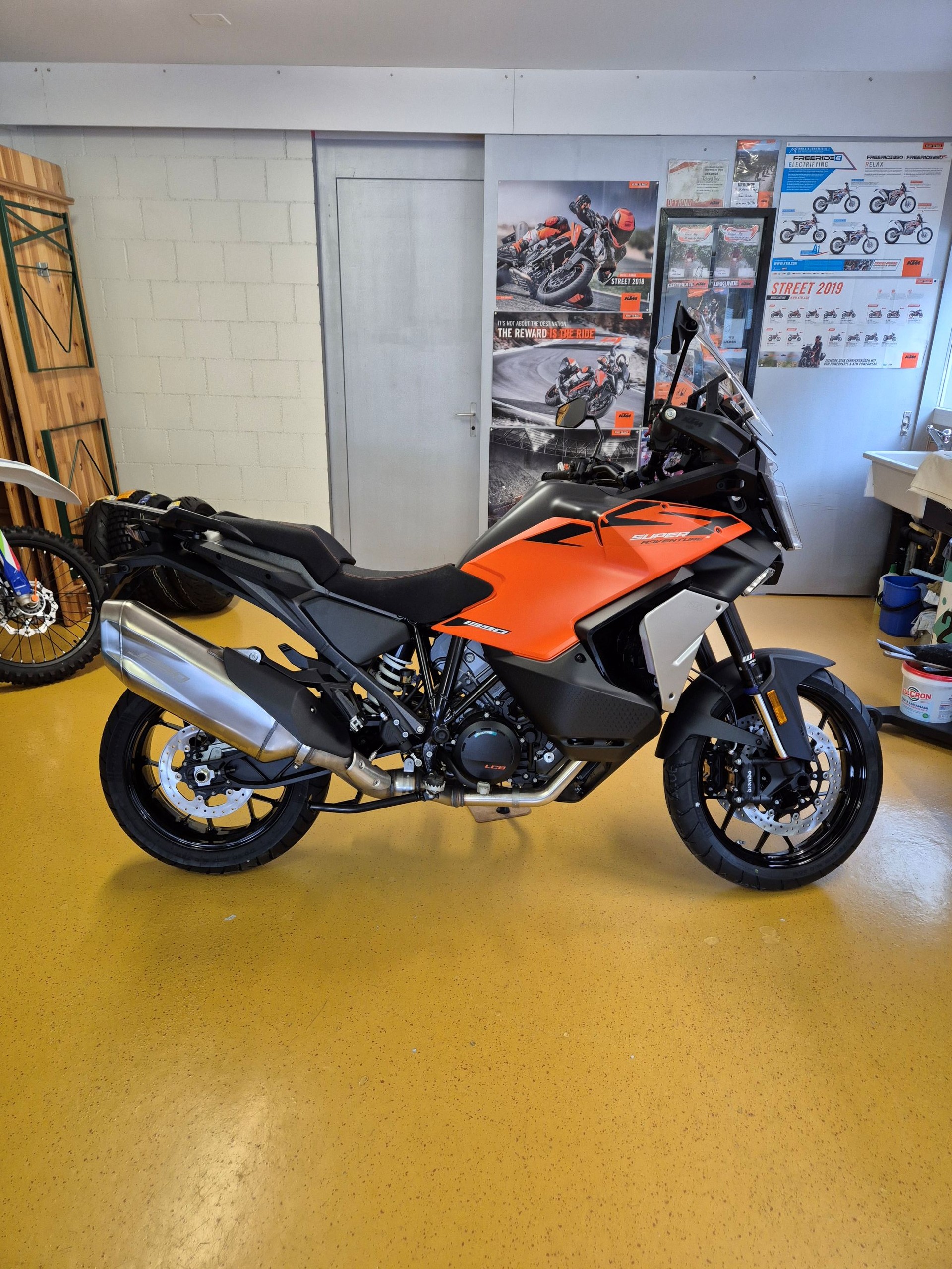 KTM 1390 Super Adventure S EVO