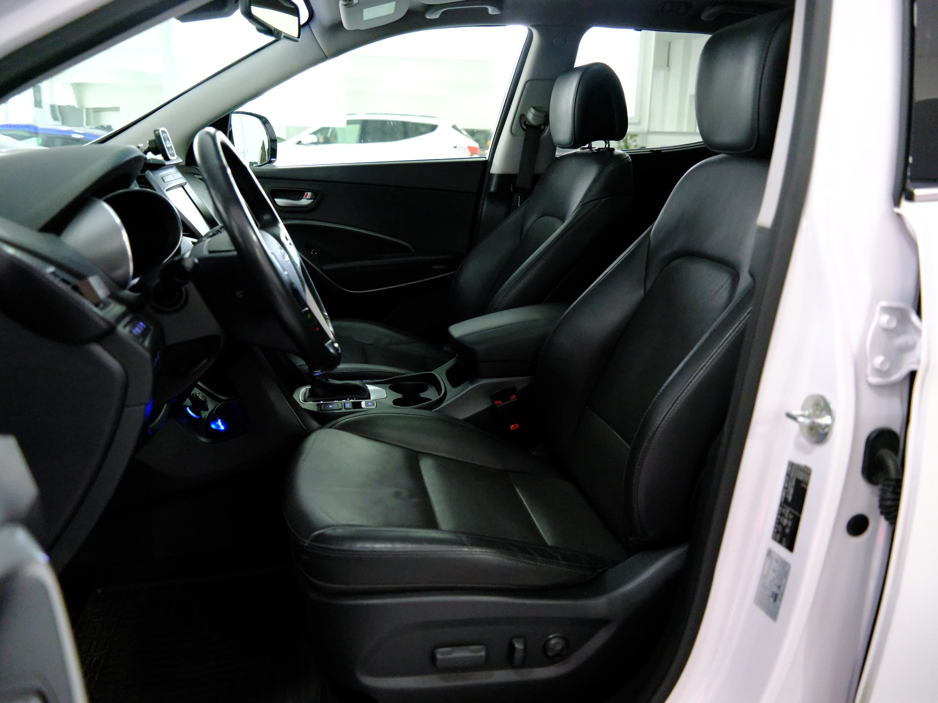 HYUNDAI Santa Fe 2.2 CRDI Vertex 4WD Automatic-image-10
