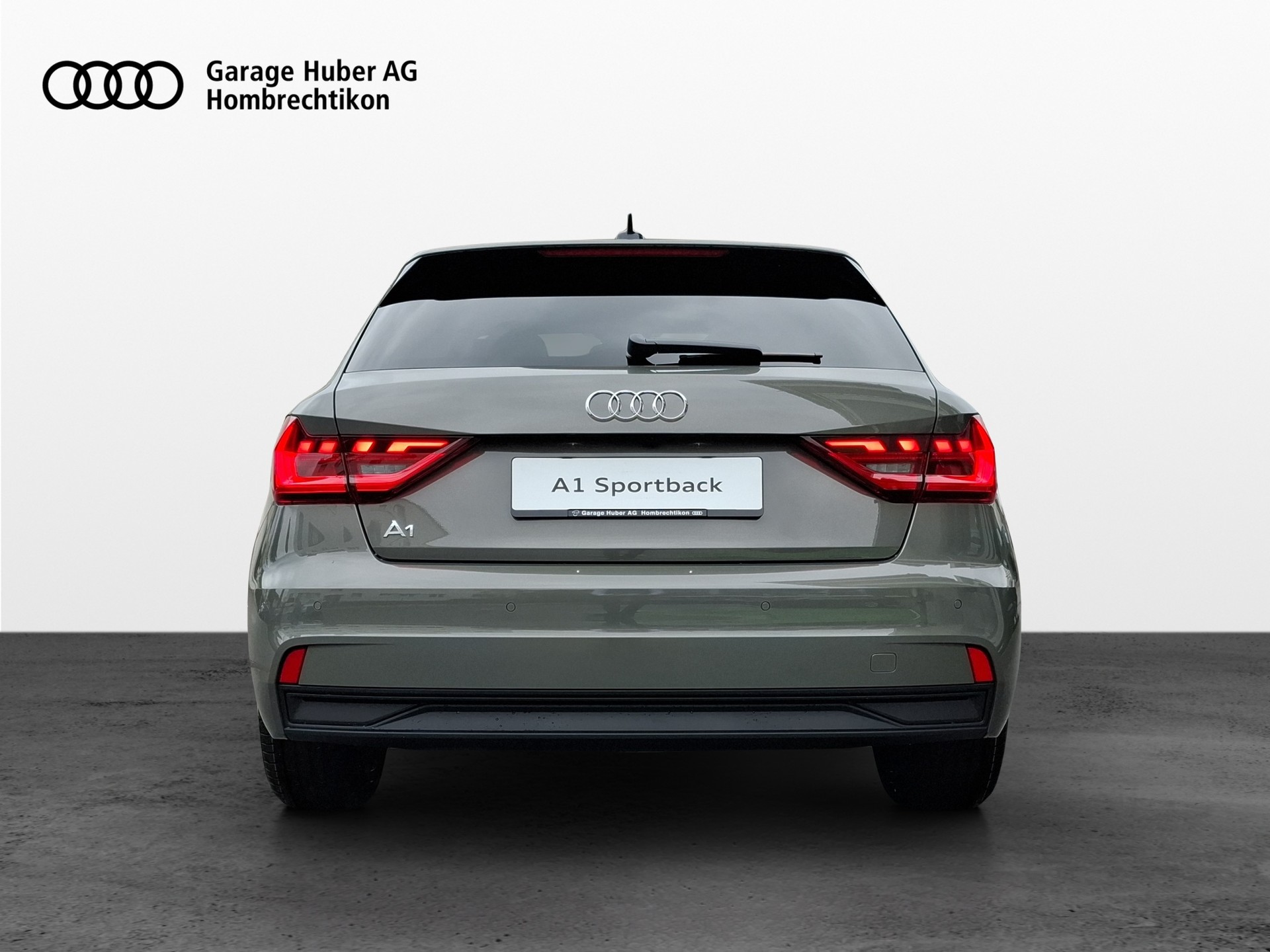 AUDI A1 Sportback 30 TFSI Attraction S-tronic-image-2
