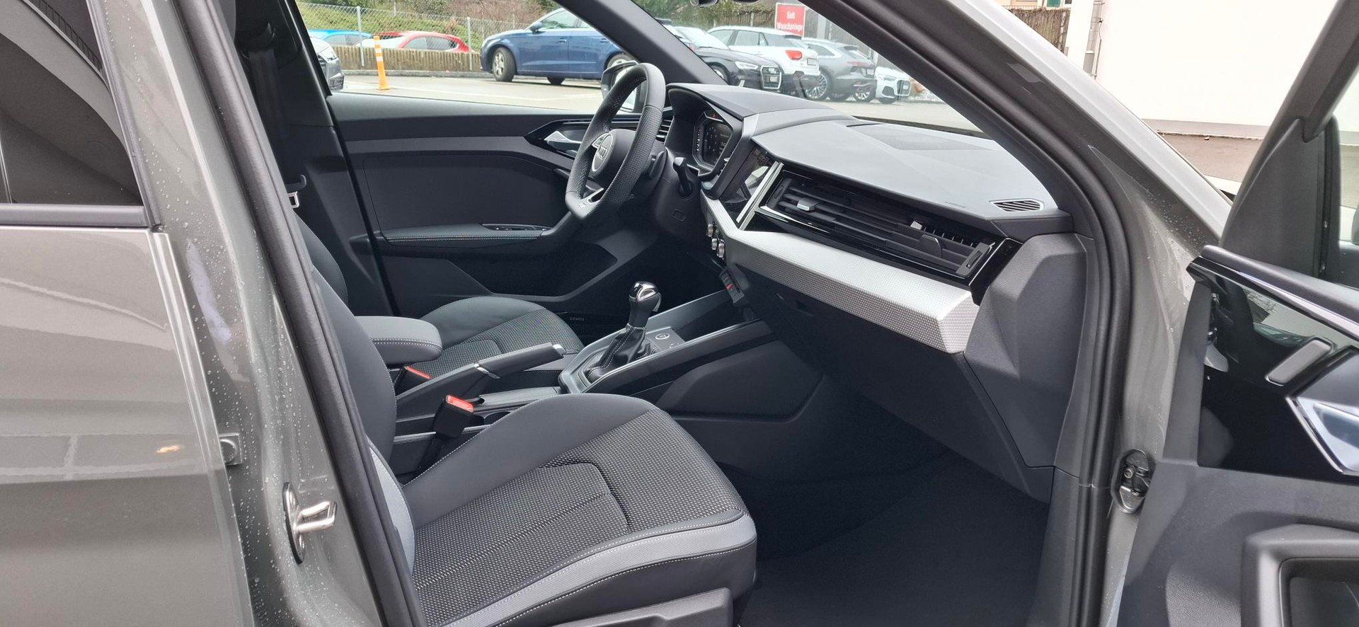 AUDI A1 Sportback 30 TFSI Attraction S-tronic-image-8