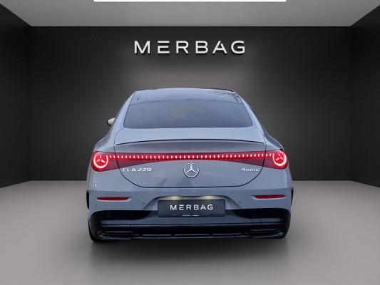 MERCEDES-BENZ CLA 220 8G-DCT 4Matic-image-5