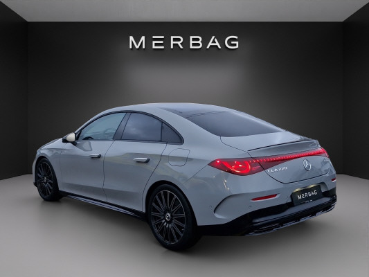 MERCEDES-BENZ CLA 220 8G-DCT 4Matic-image-4