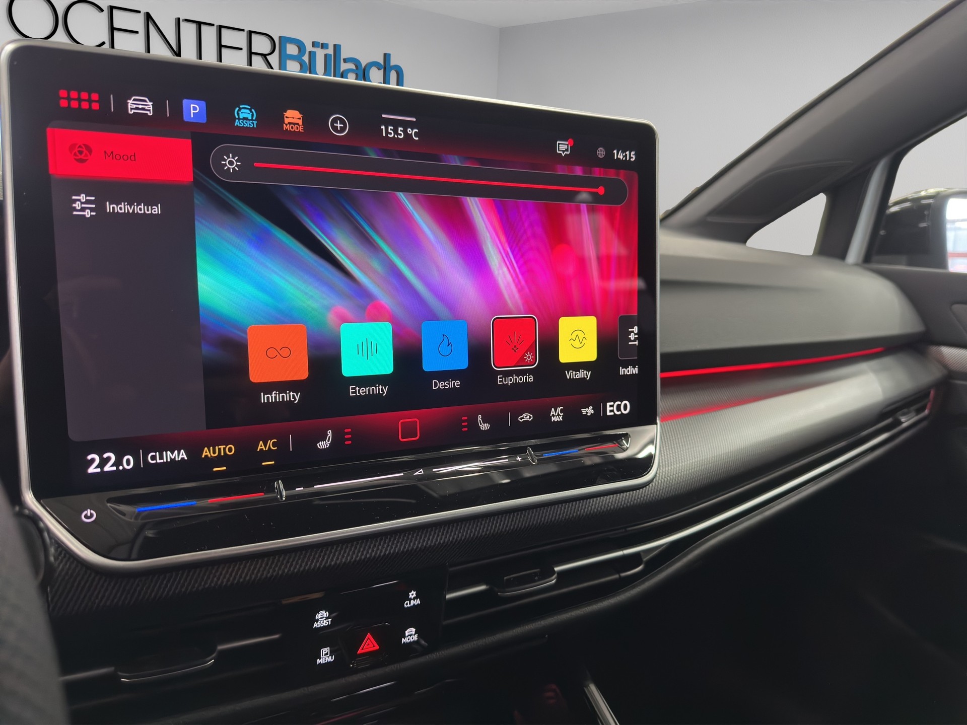VW Golf 1.5 TSI PHEV GTE-image-13